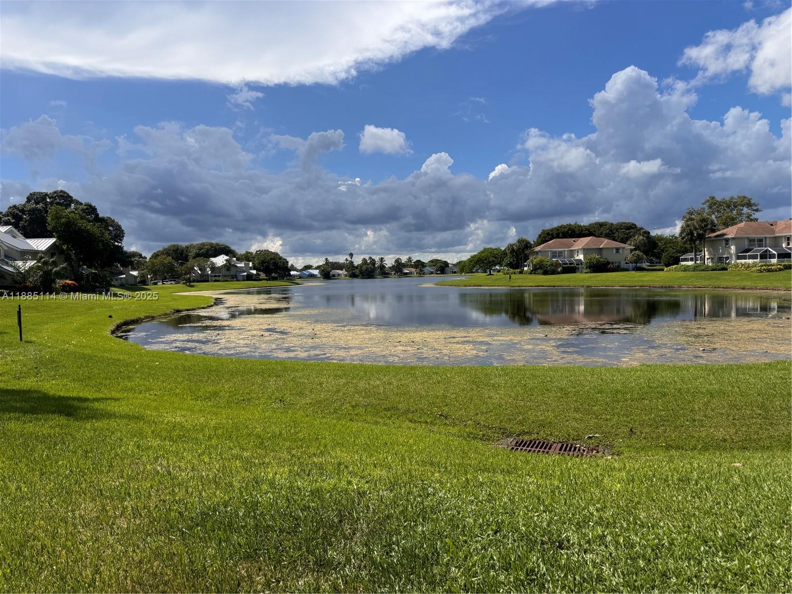 WELLESLEY AT BOYNTON BEAC - Residential