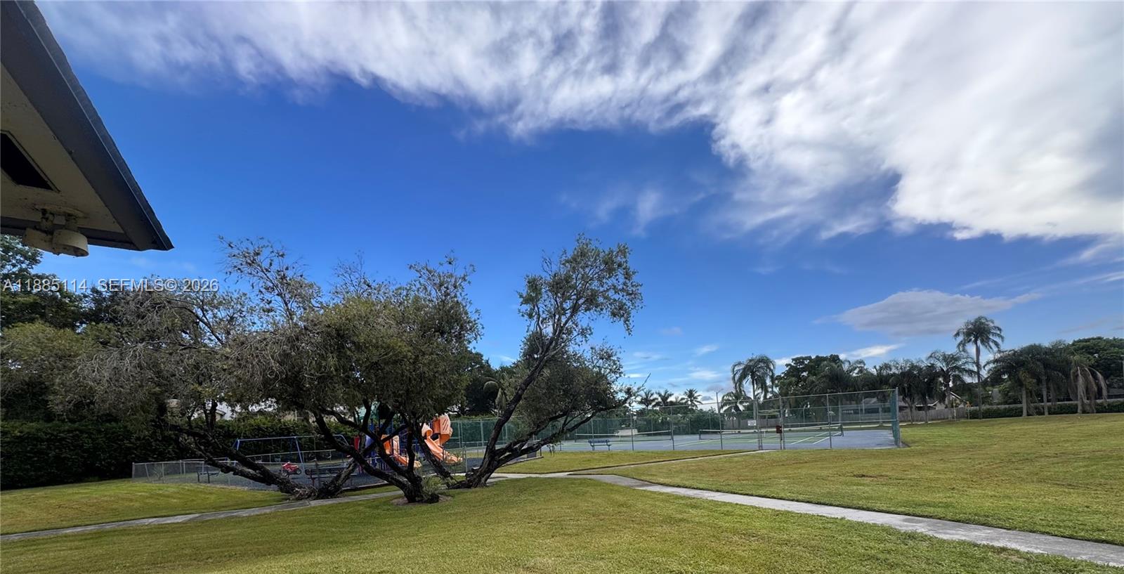 WELLESLEY AT BOYNTON BEAC - Residential