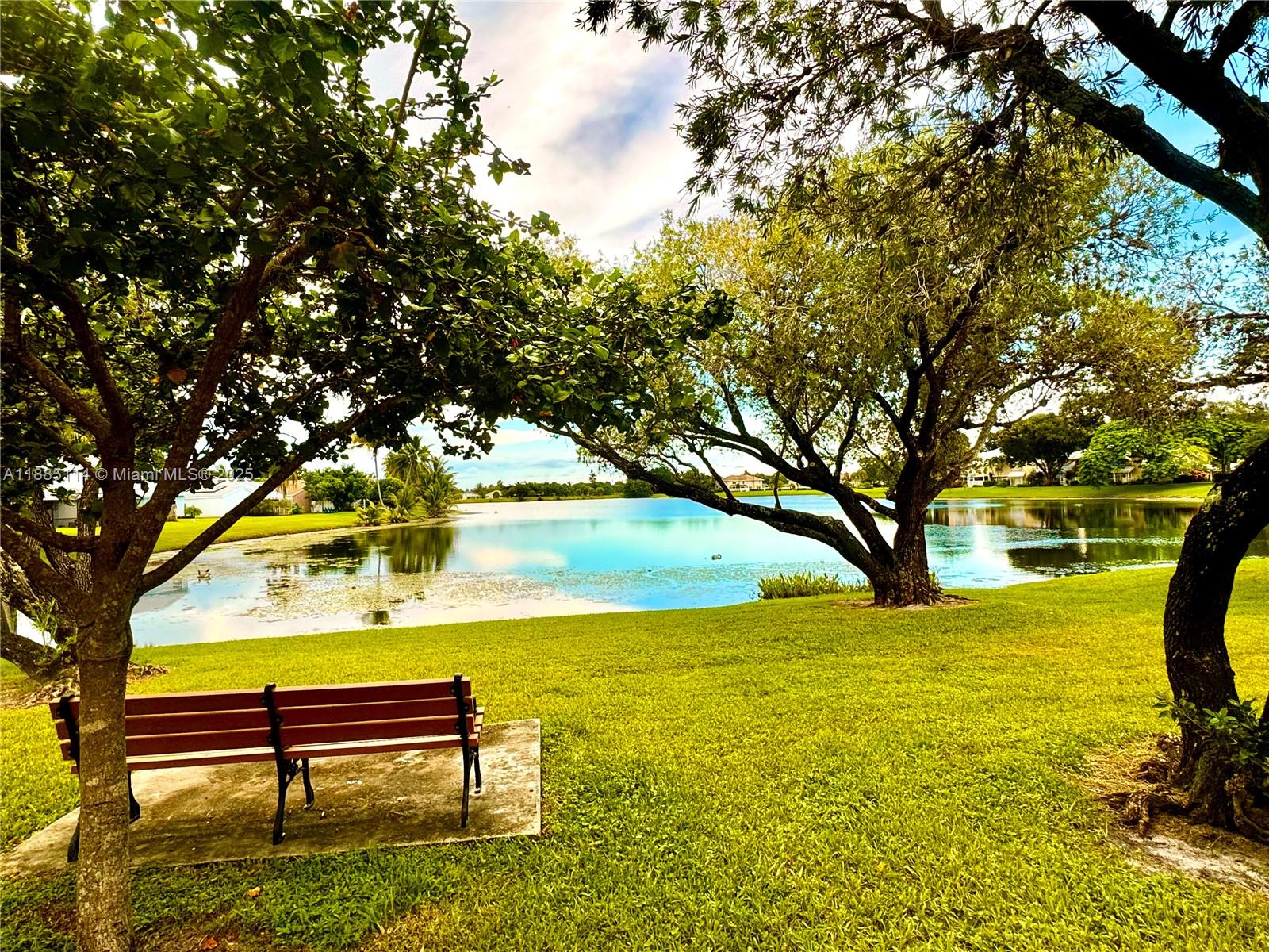 WELLESLEY AT BOYNTON BEAC - Residential