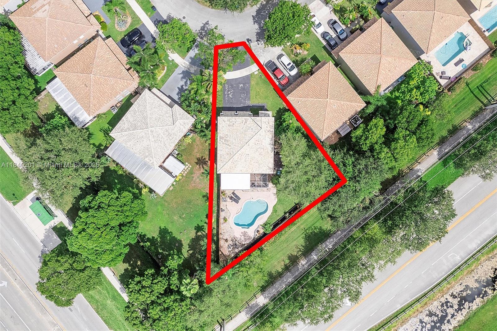 RESUBDIVISION OF TRACT - Residential