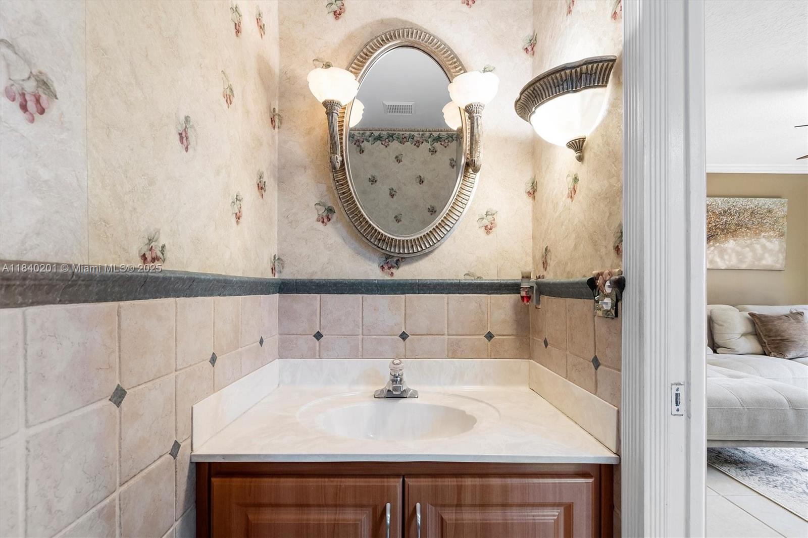 RESUBDIVISION OF TRACT - Residential