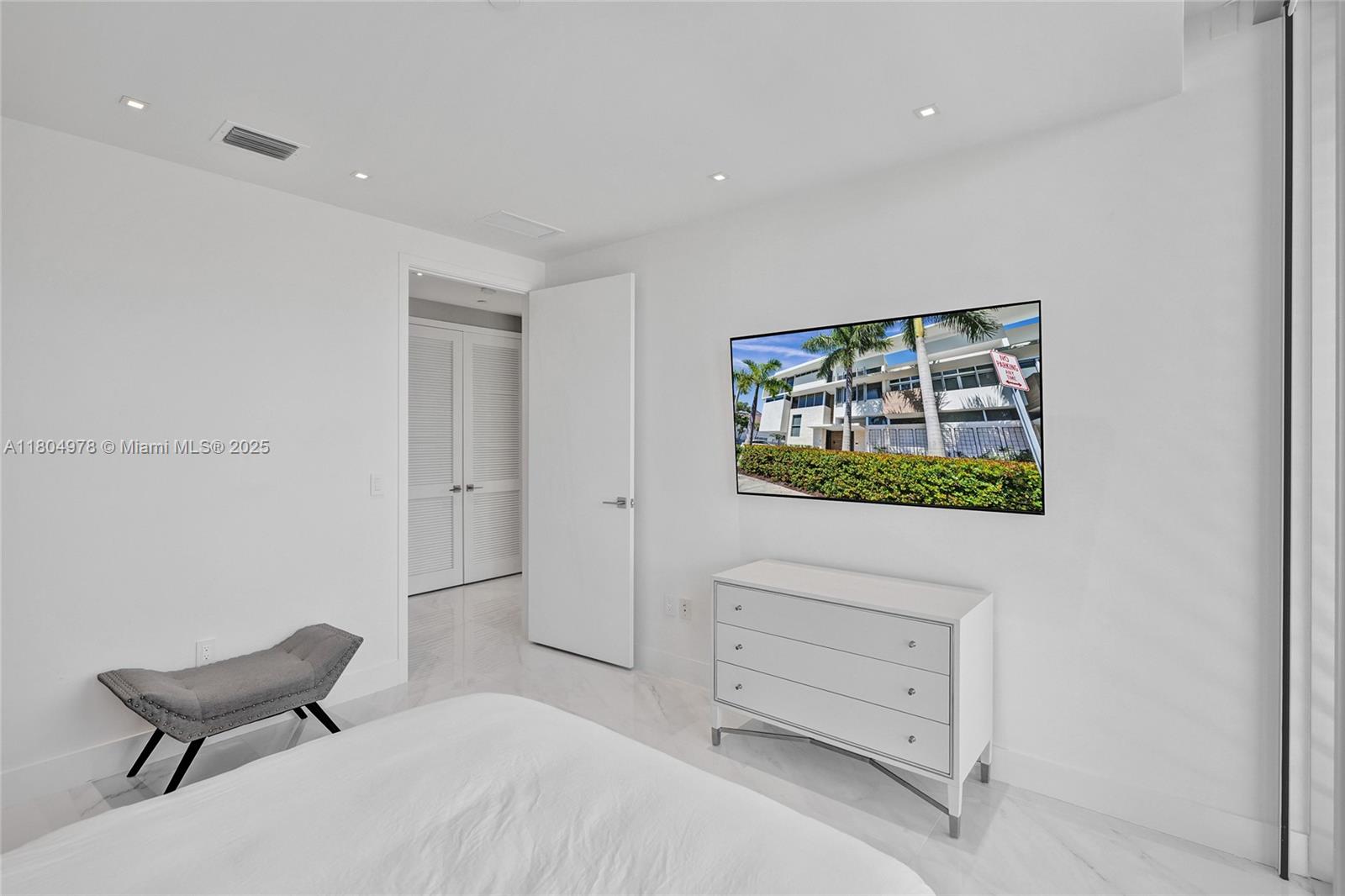 WATERWAYS SEC 5 - Residential Lease