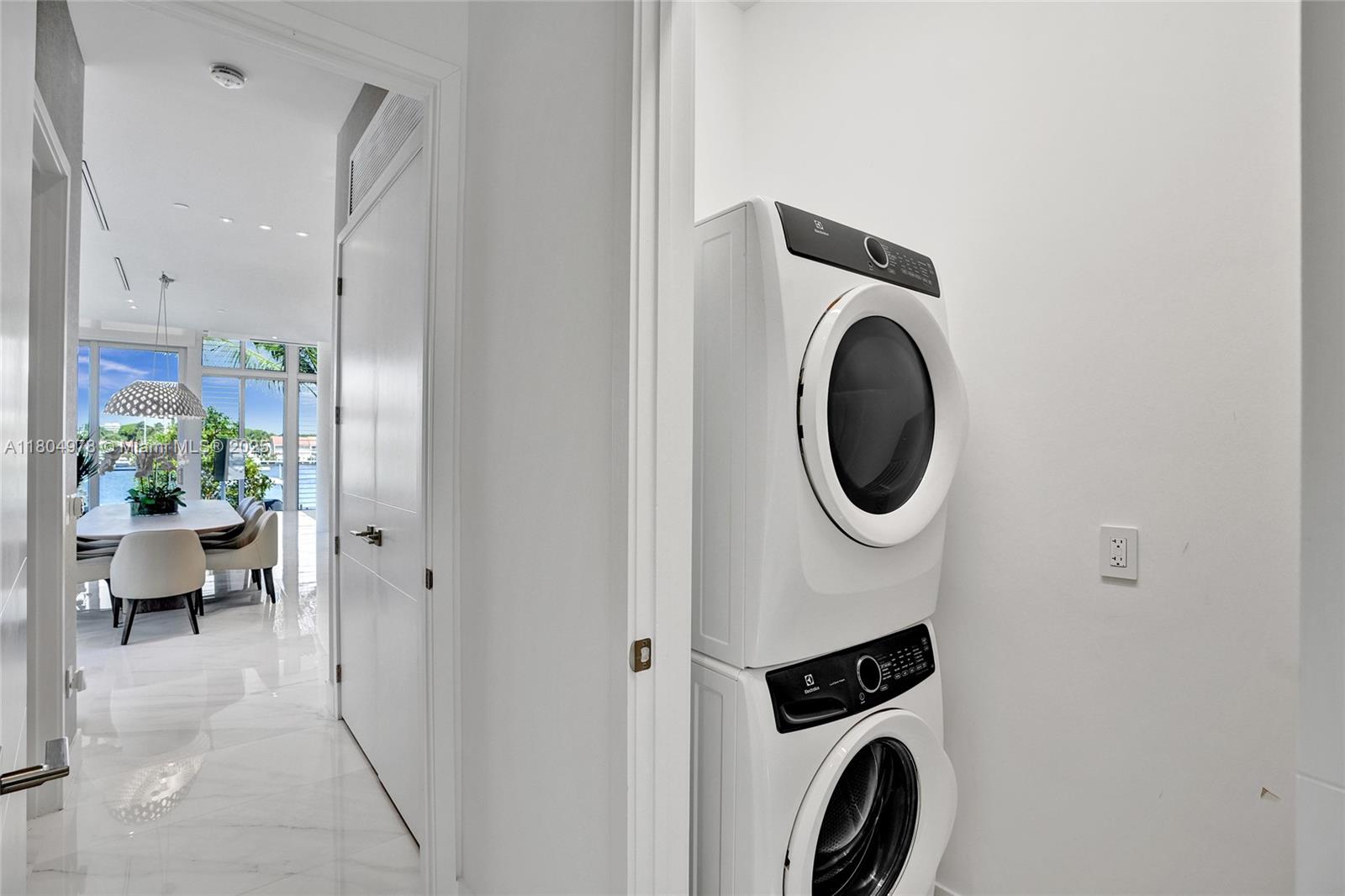 WATERWAYS SEC 5 - Residential Lease