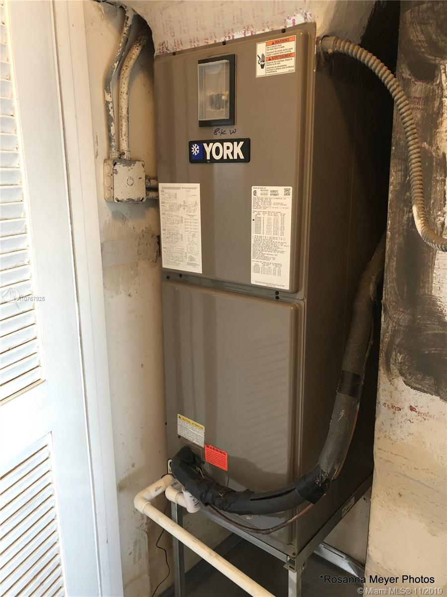 212 BRINY AVE CONDO - Residential Lease