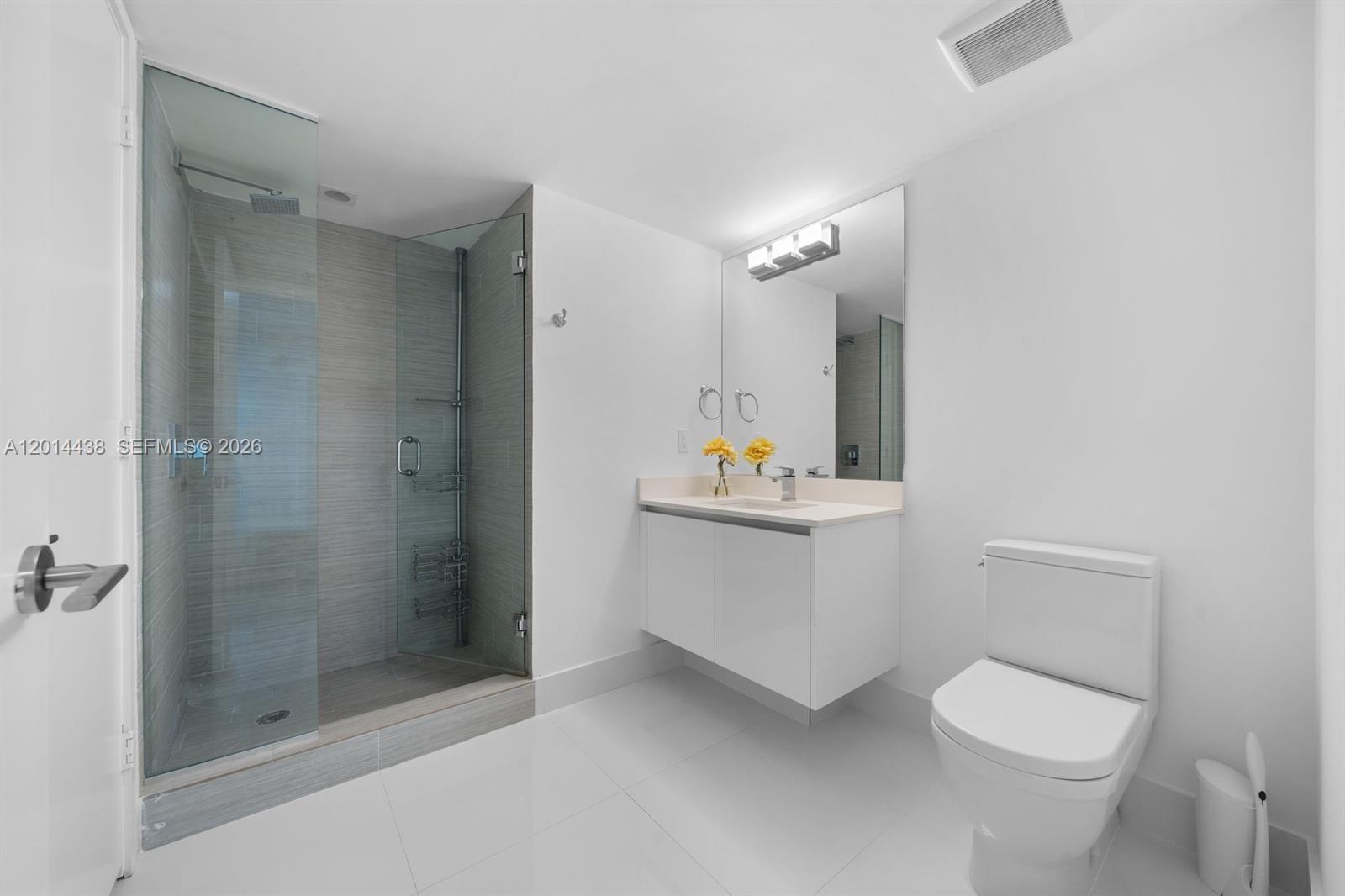 PARQUE TOWERS CONDO - Residential