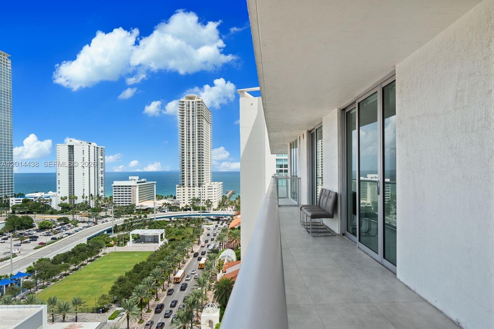 PARQUE TOWERS CONDO - Residential