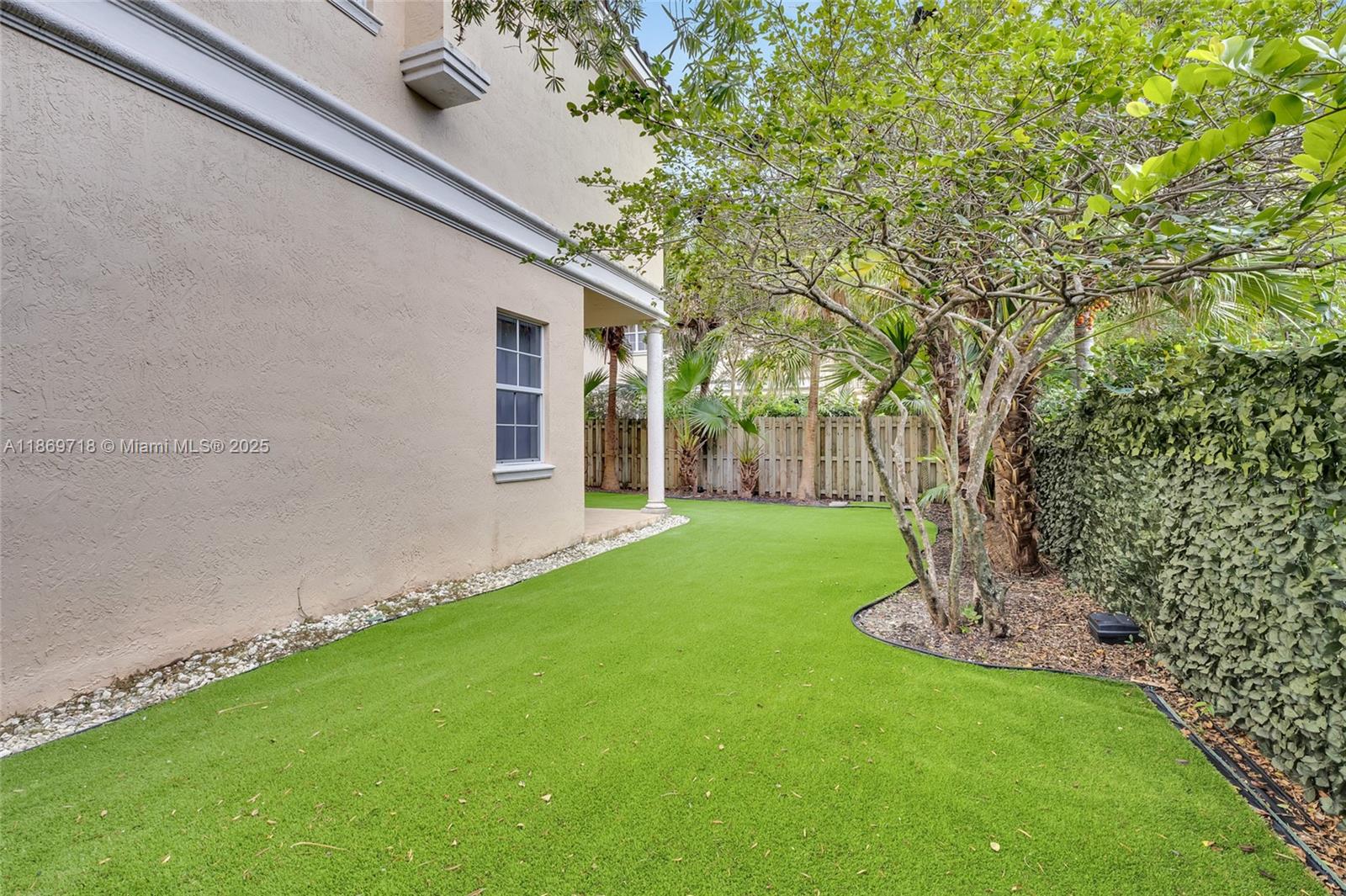 GRACELAND PARK - Residential