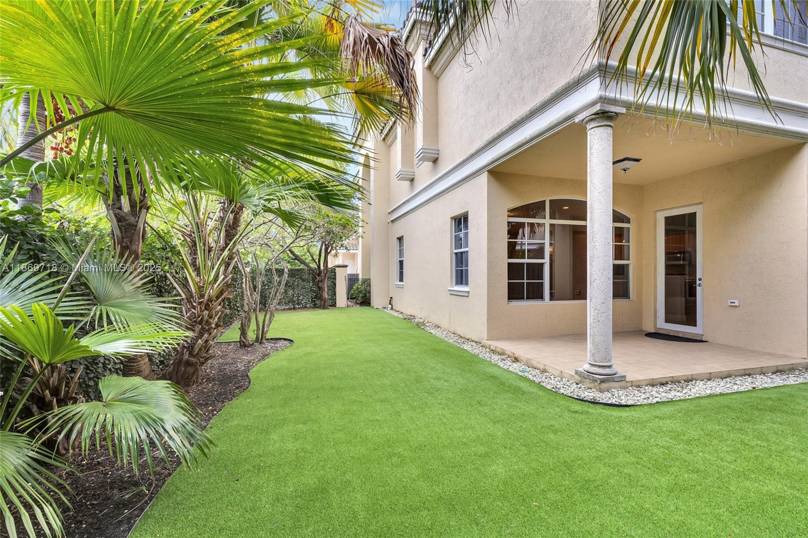 GRACELAND PARK - Residential