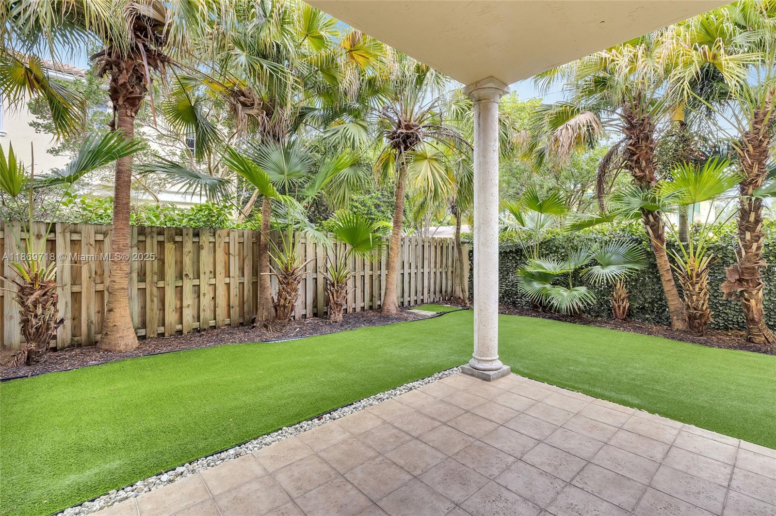 GRACELAND PARK - Residential