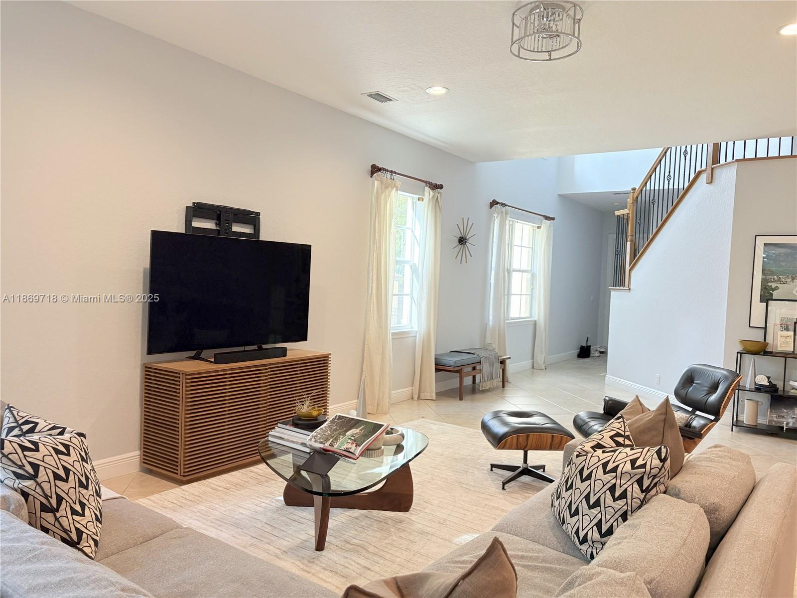 GRACELAND PARK - Residential