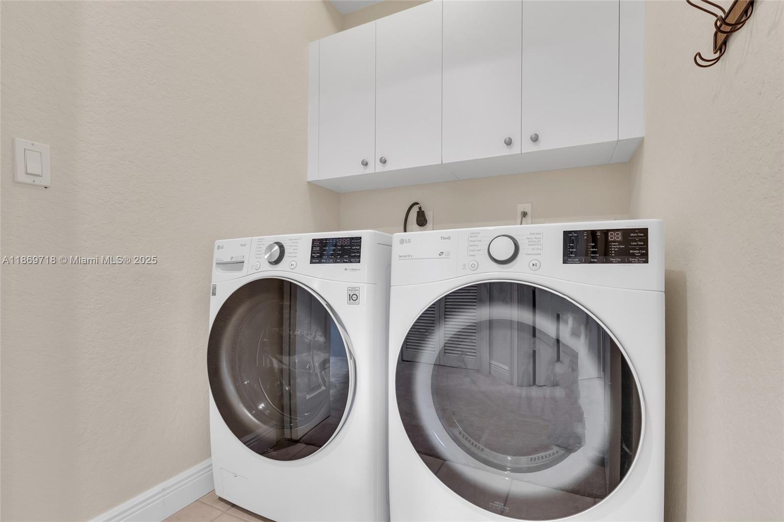 GRACELAND PARK - Residential