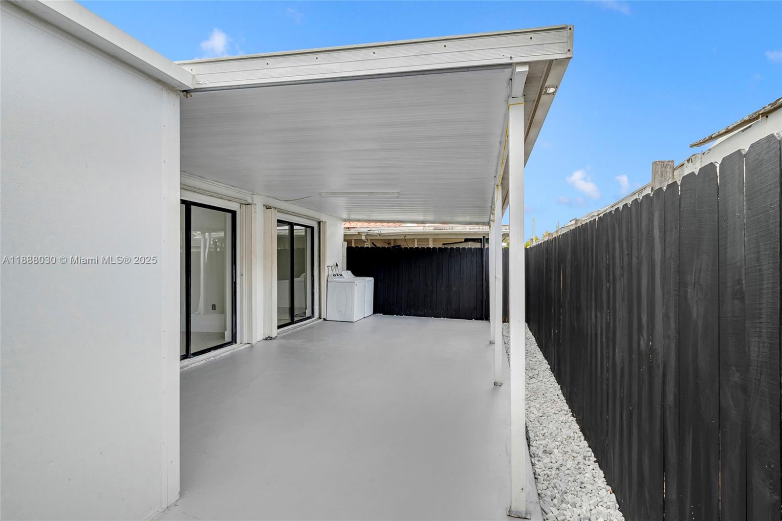 LONDON ESTATES 1ST ADDN - Residential Lease