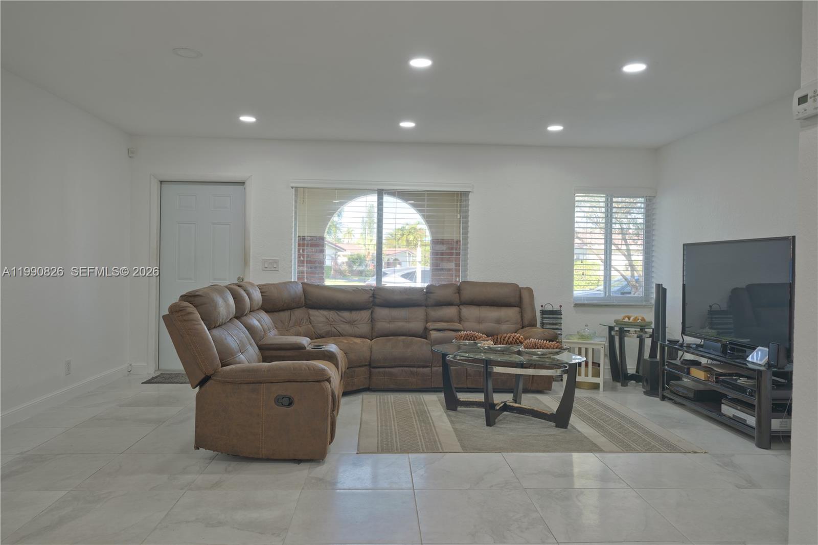 CRYSTAL LAKE VILLAS - Residential