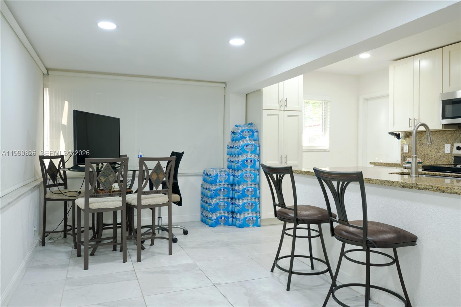 CRYSTAL LAKE VILLAS - Residential