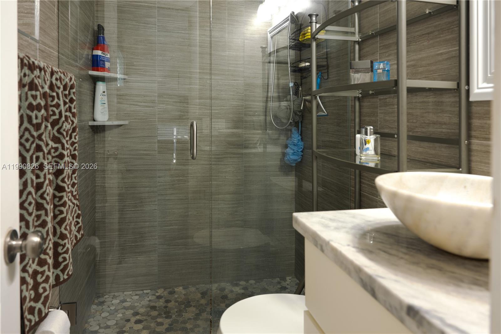 CRYSTAL LAKE VILLAS - Residential