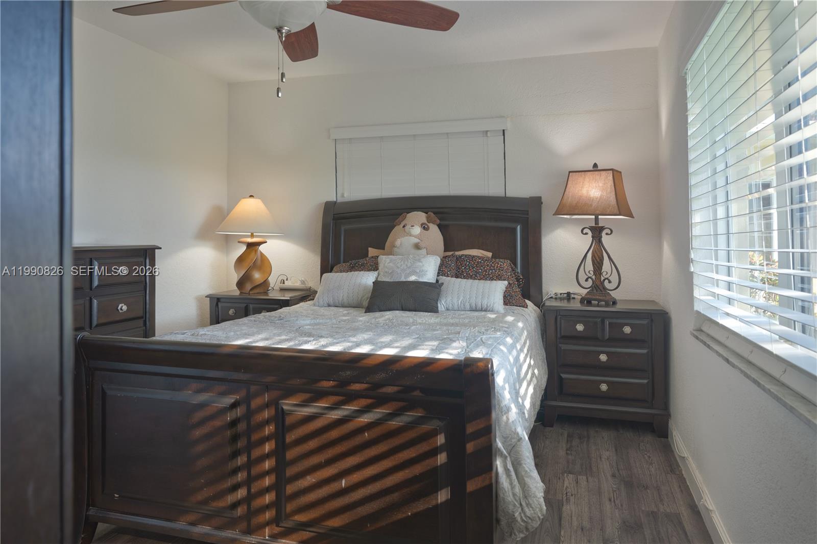 CRYSTAL LAKE VILLAS - Residential