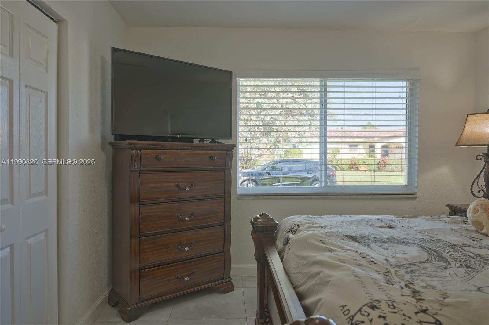 CRYSTAL LAKE VILLAS - Residential