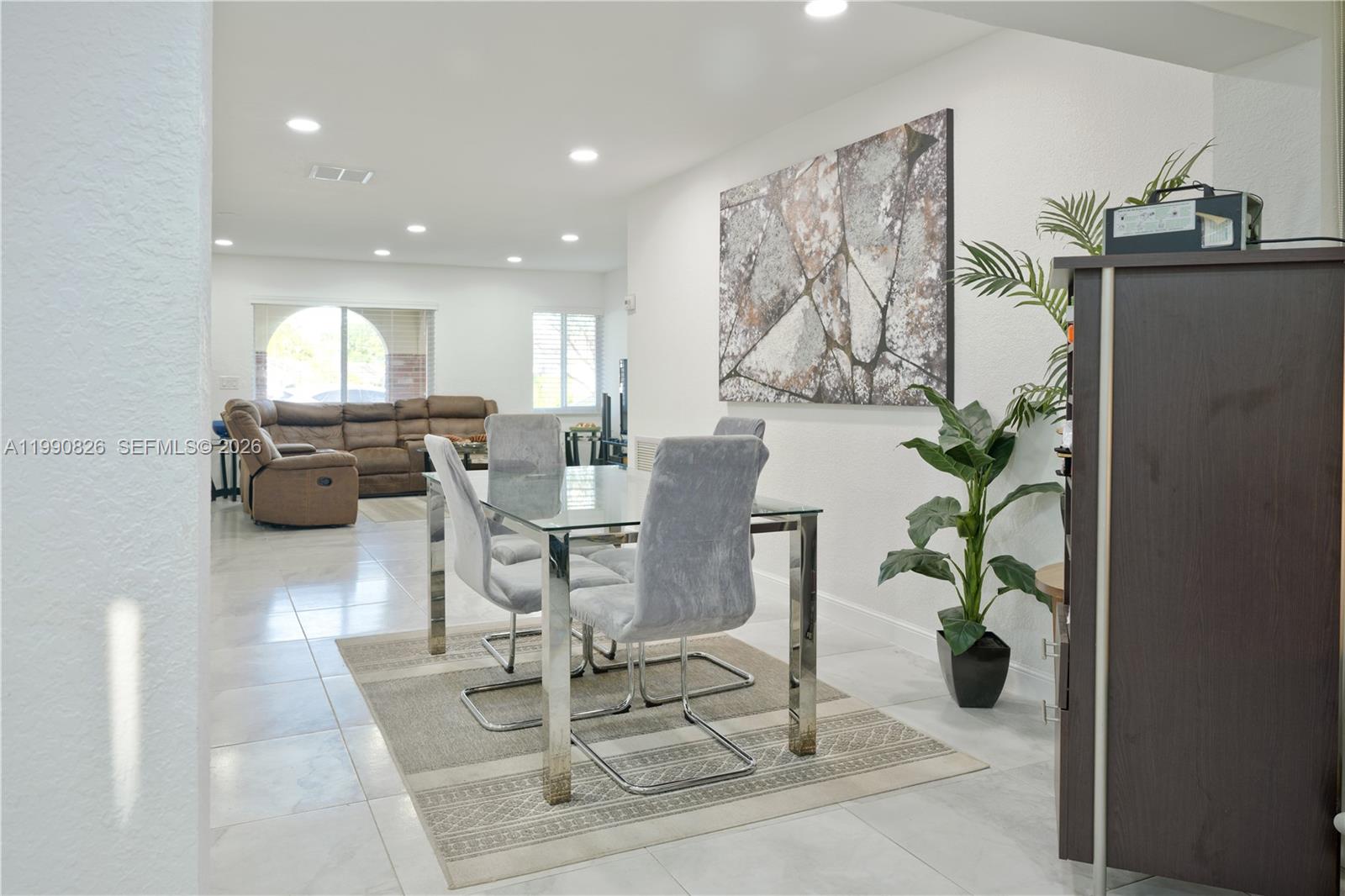 CRYSTAL LAKE VILLAS - Residential