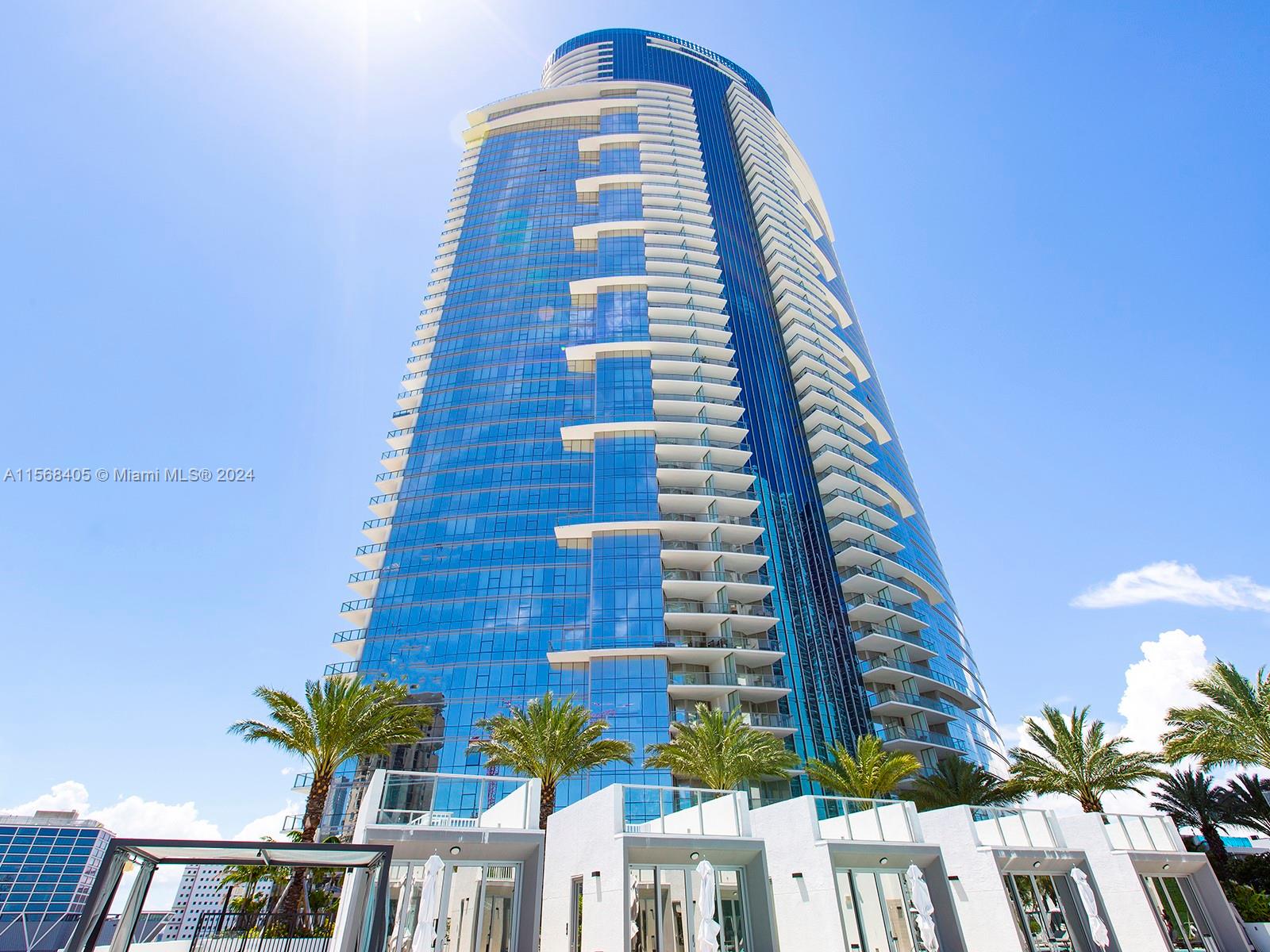 851 NE 1st Ave PH5011