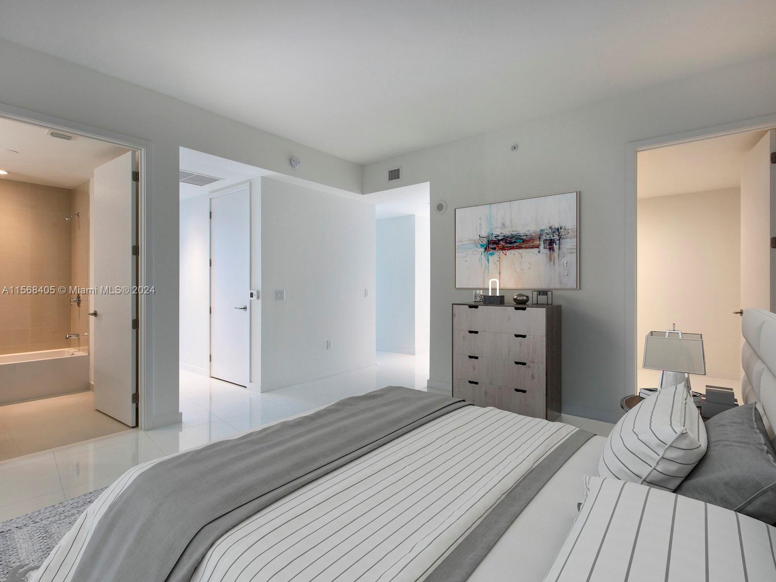 PARAMOUNT MIAMI WORLDCENT - Residential