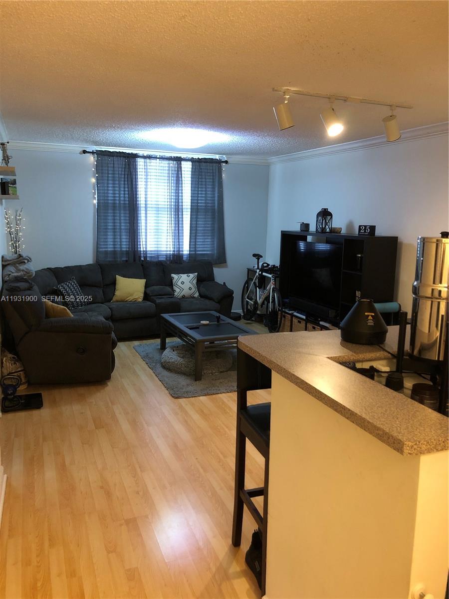 REGENT PARK CONDO - Residential