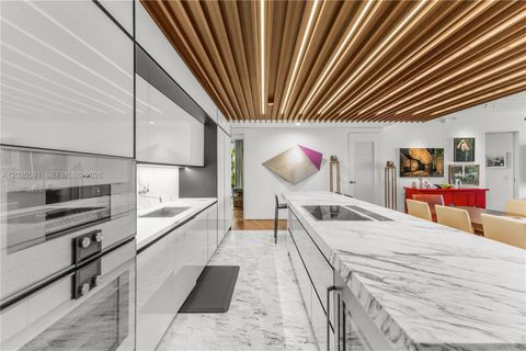 Tiny photo for 1300 Monad Ter #3E, Miami Beach, FL 33139 (MLS # A12020591)