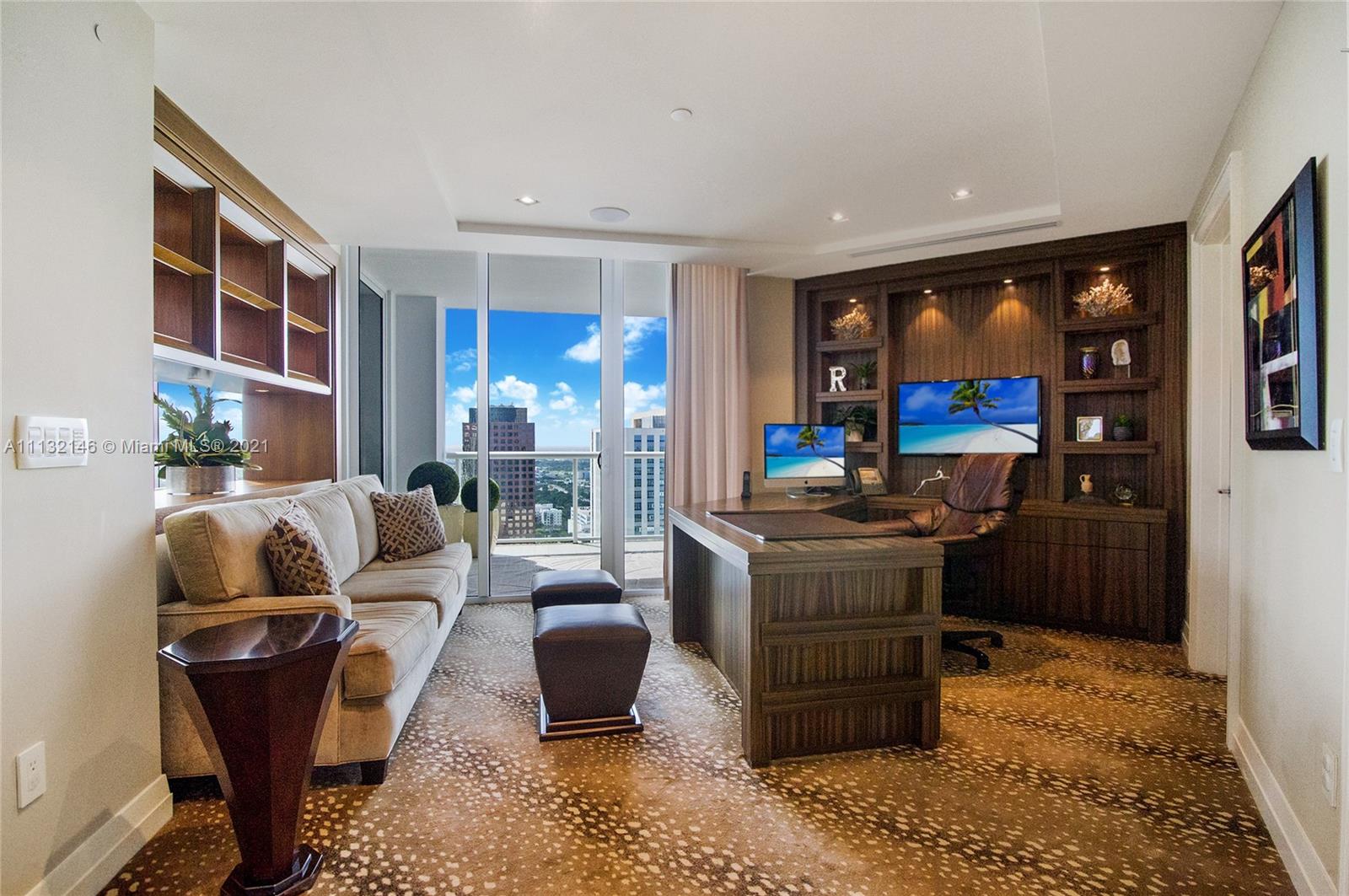 LAS OLAS RIVER HOUSE COND - Residential