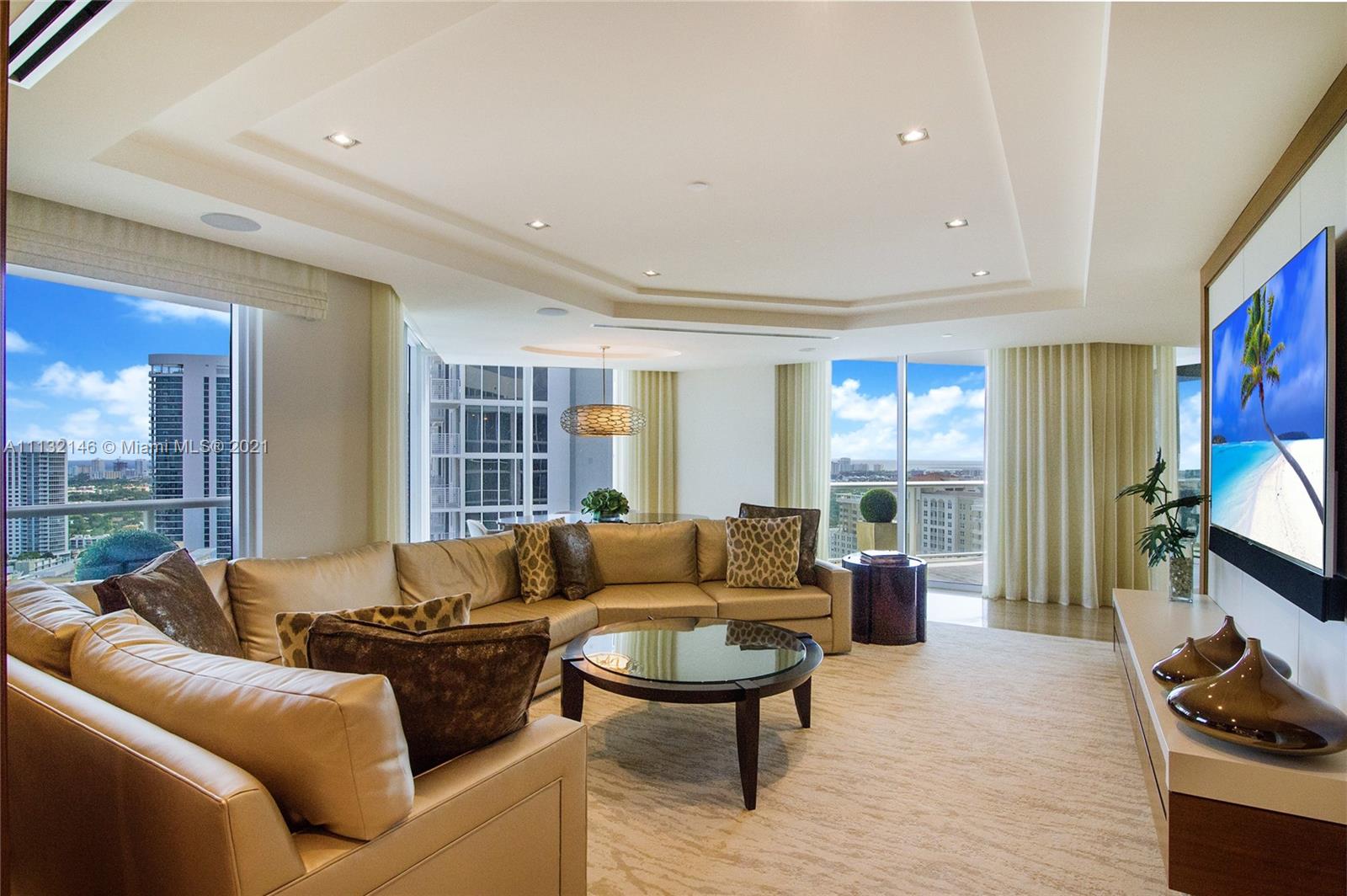 LAS OLAS RIVER HOUSE COND - Residential