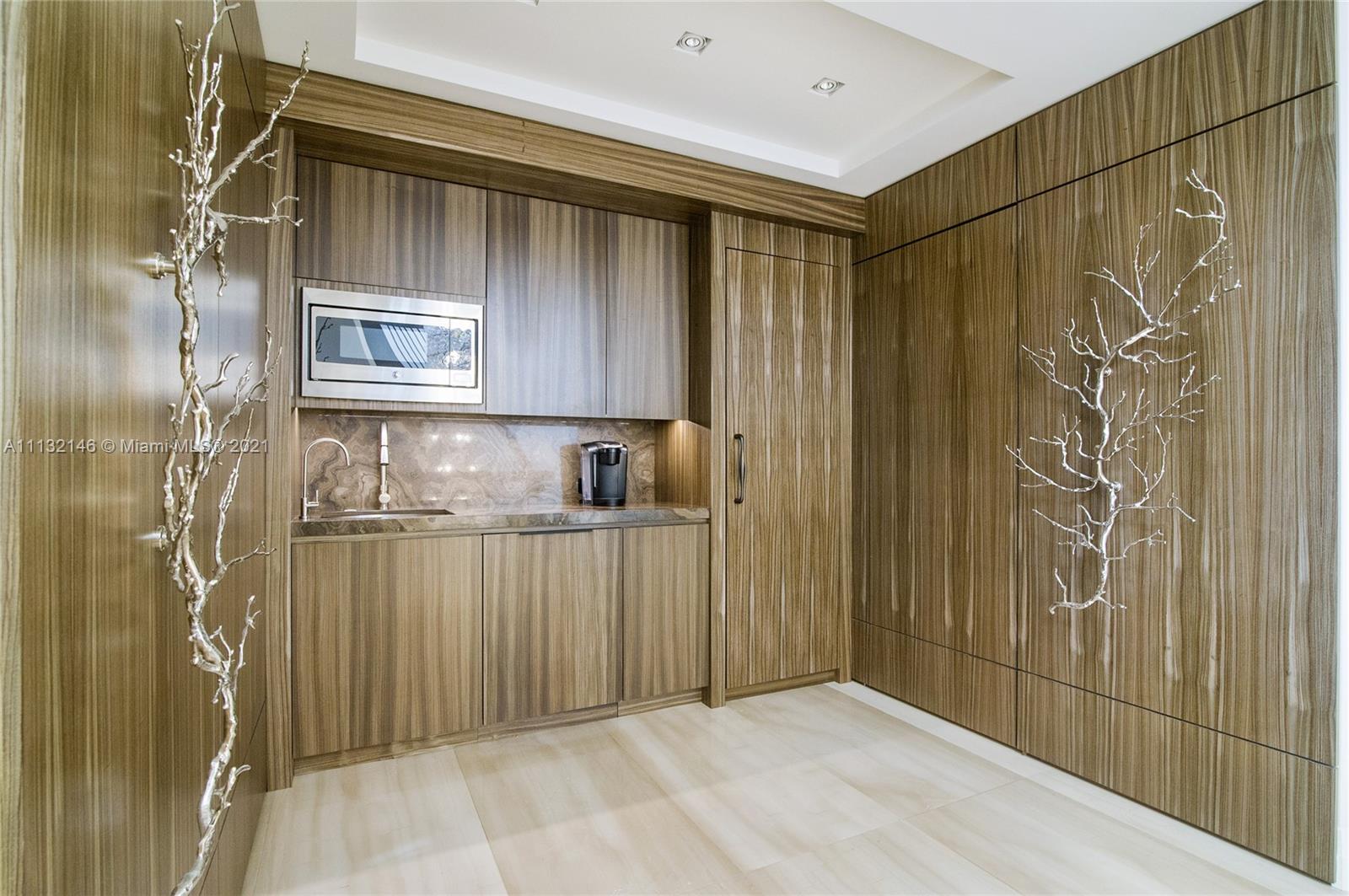 LAS OLAS RIVER HOUSE COND - Residential