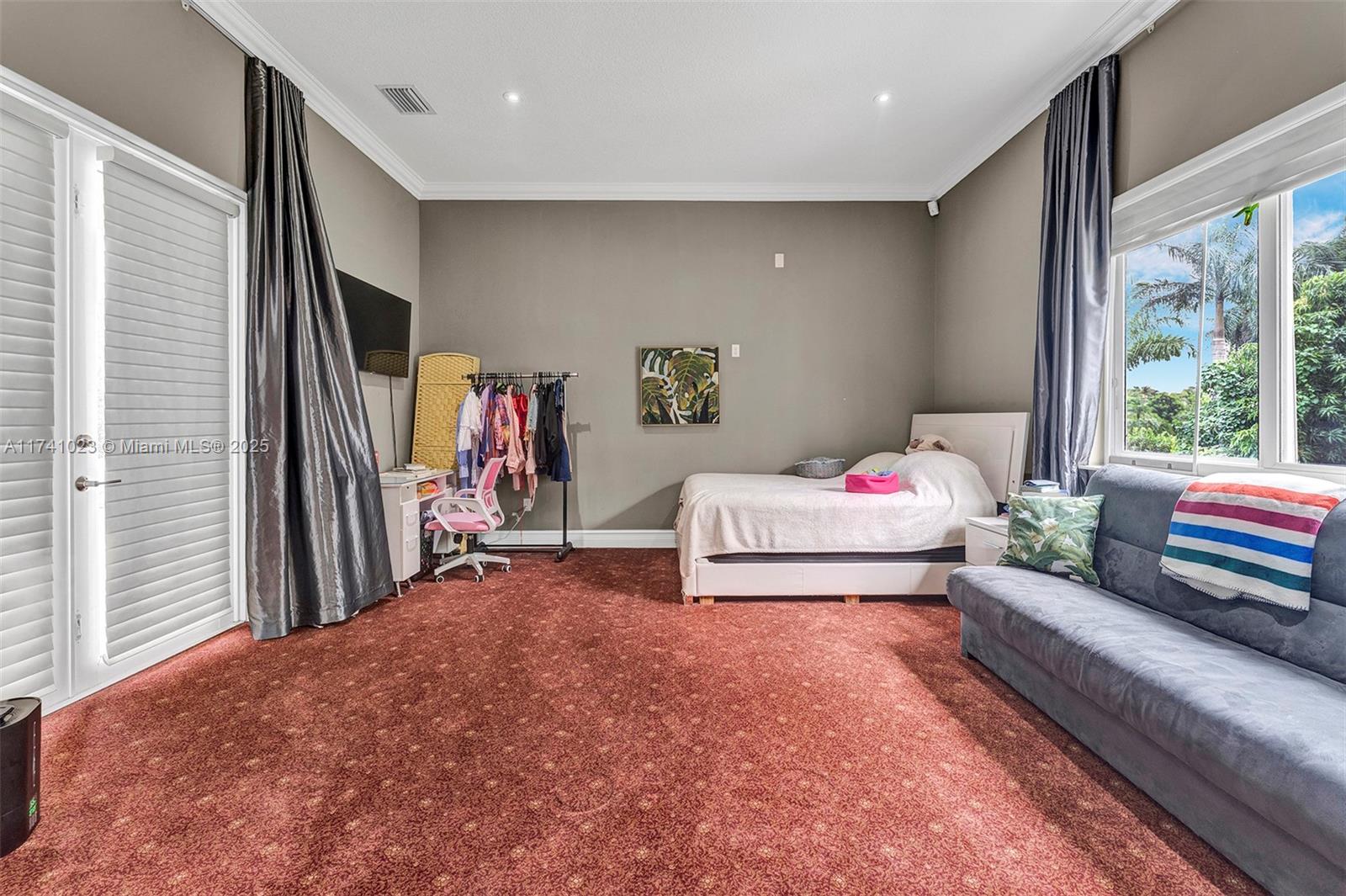 EVERGLADES SUGAR & LAND C - Residential