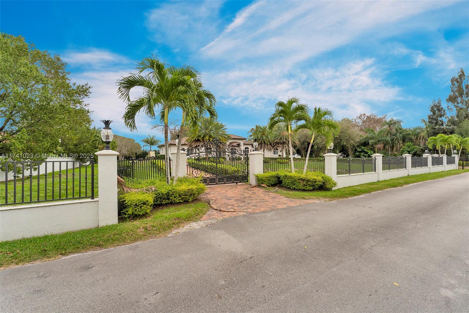 EVERGLADES SUGAR & LAND C - Residential