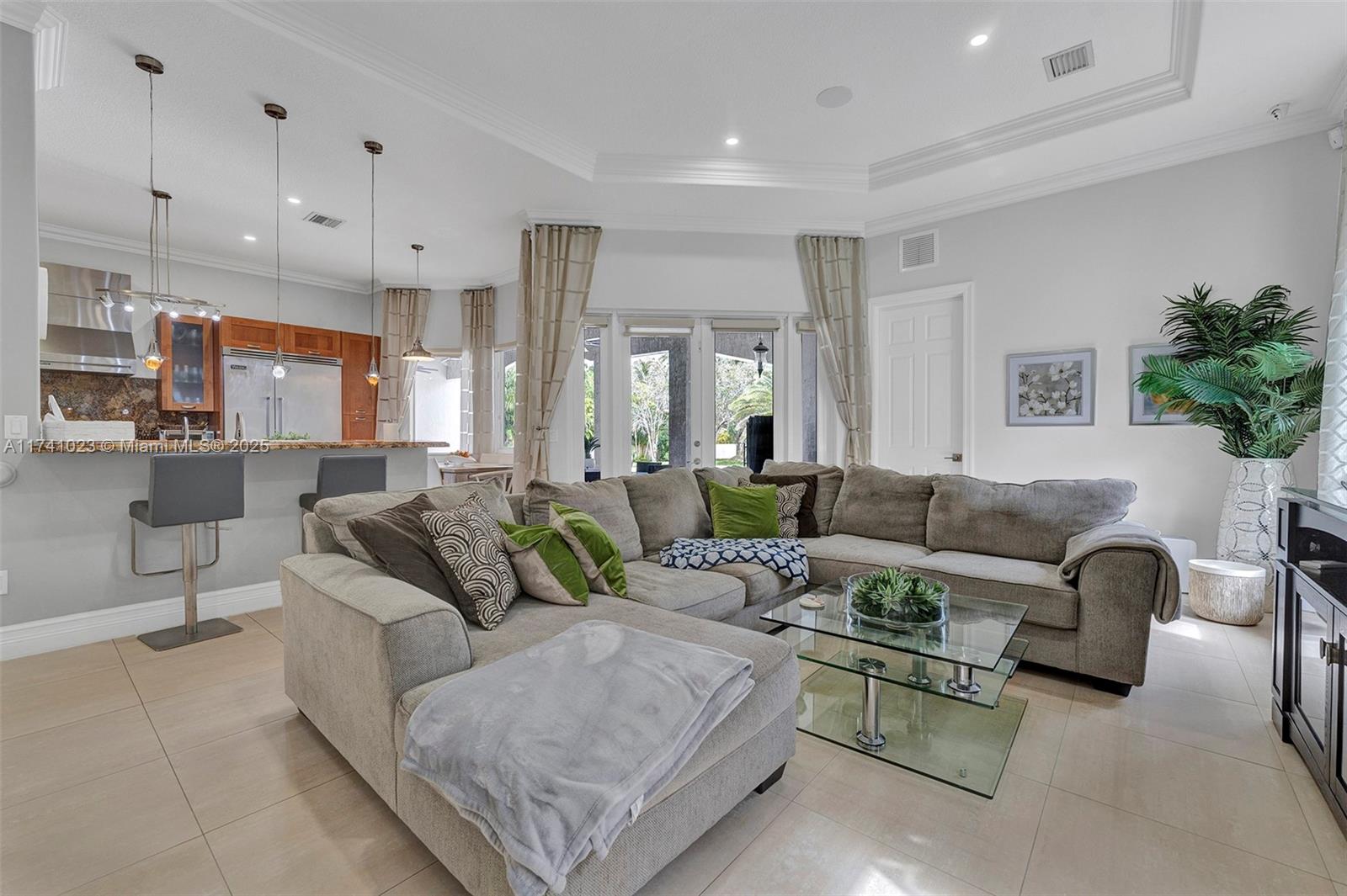 EVERGLADES SUGAR & LAND C - Residential