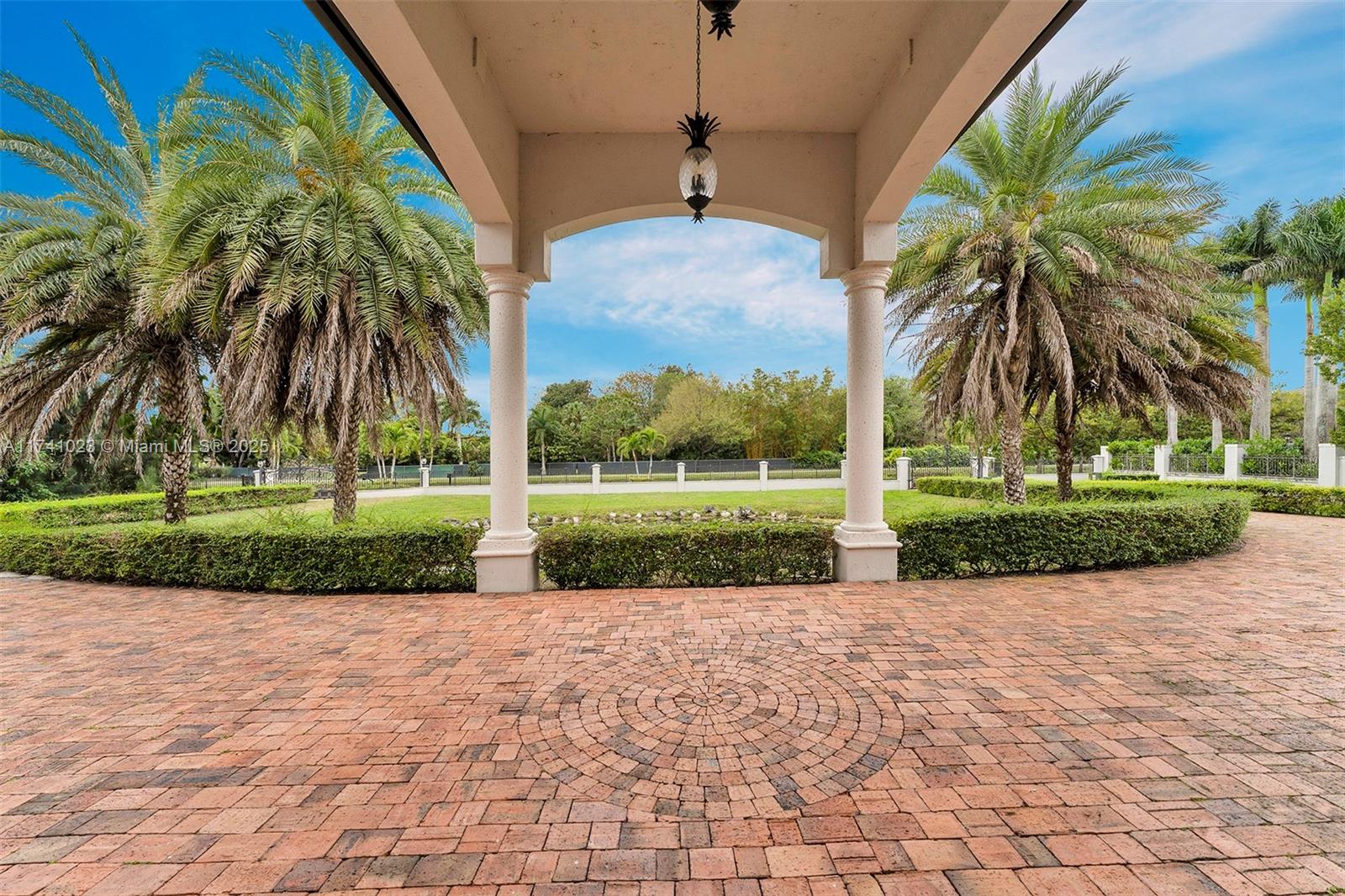 EVERGLADES SUGAR & LAND C - Residential