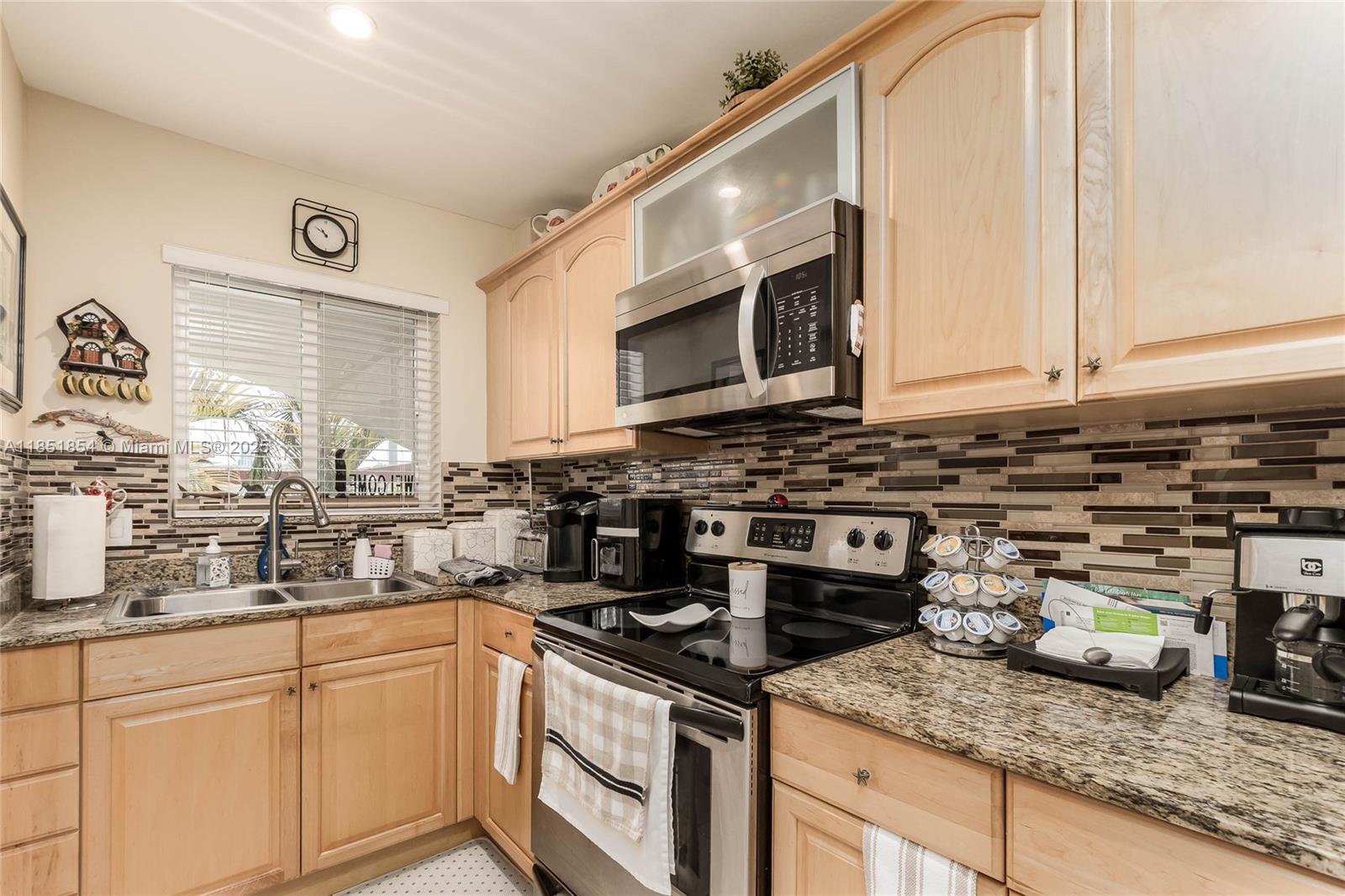 PARADISE VILLAS CONDO - Residential