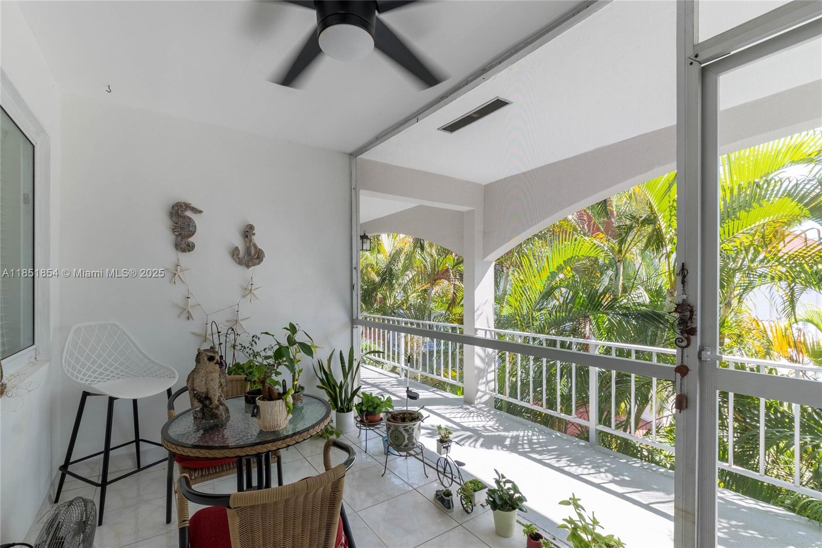 PARADISE VILLAS CONDO - Residential