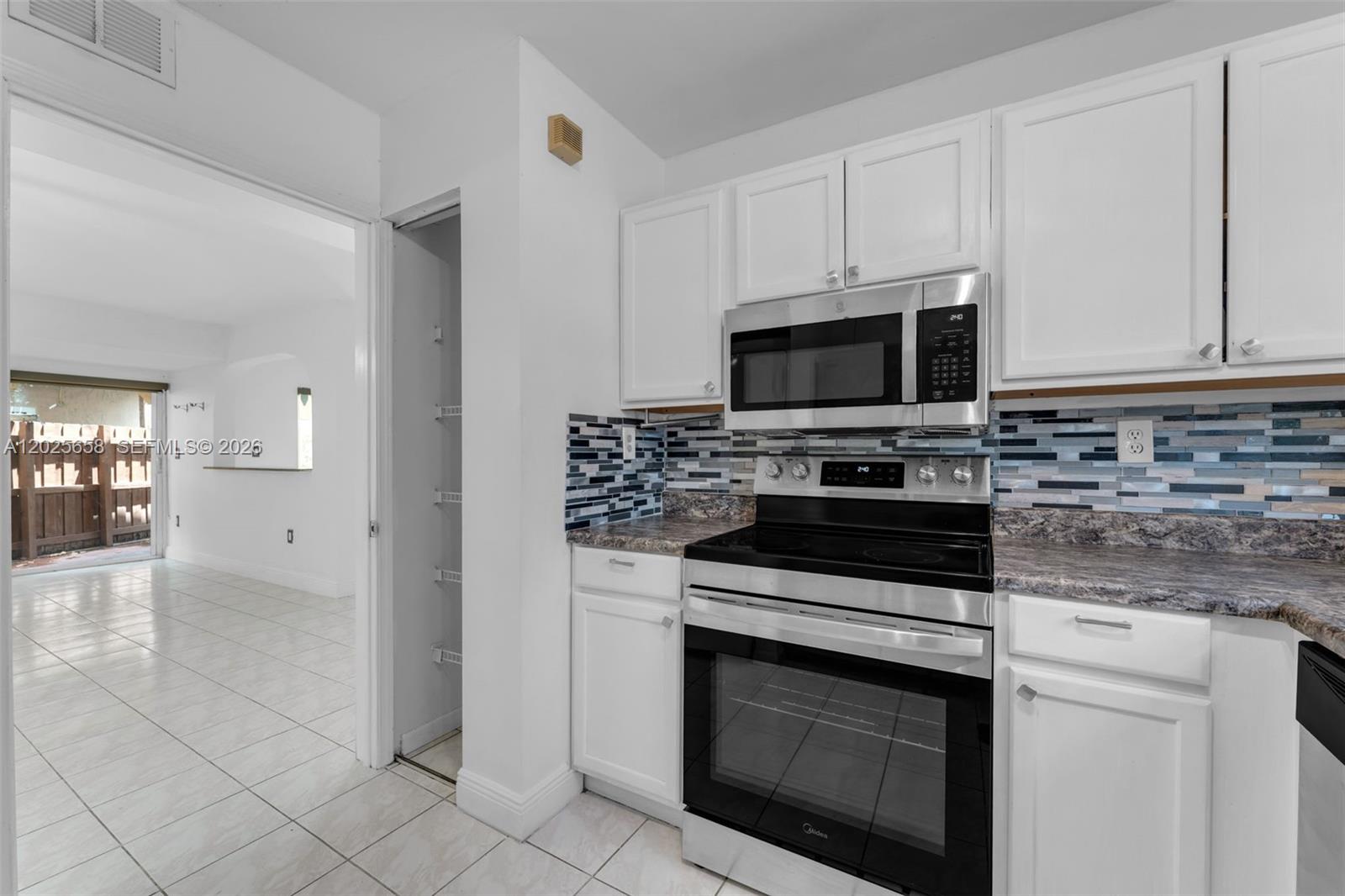 LAKE POINTE SEC 4 - Residential