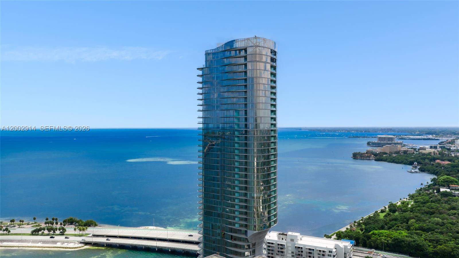 Una Residences - Residential