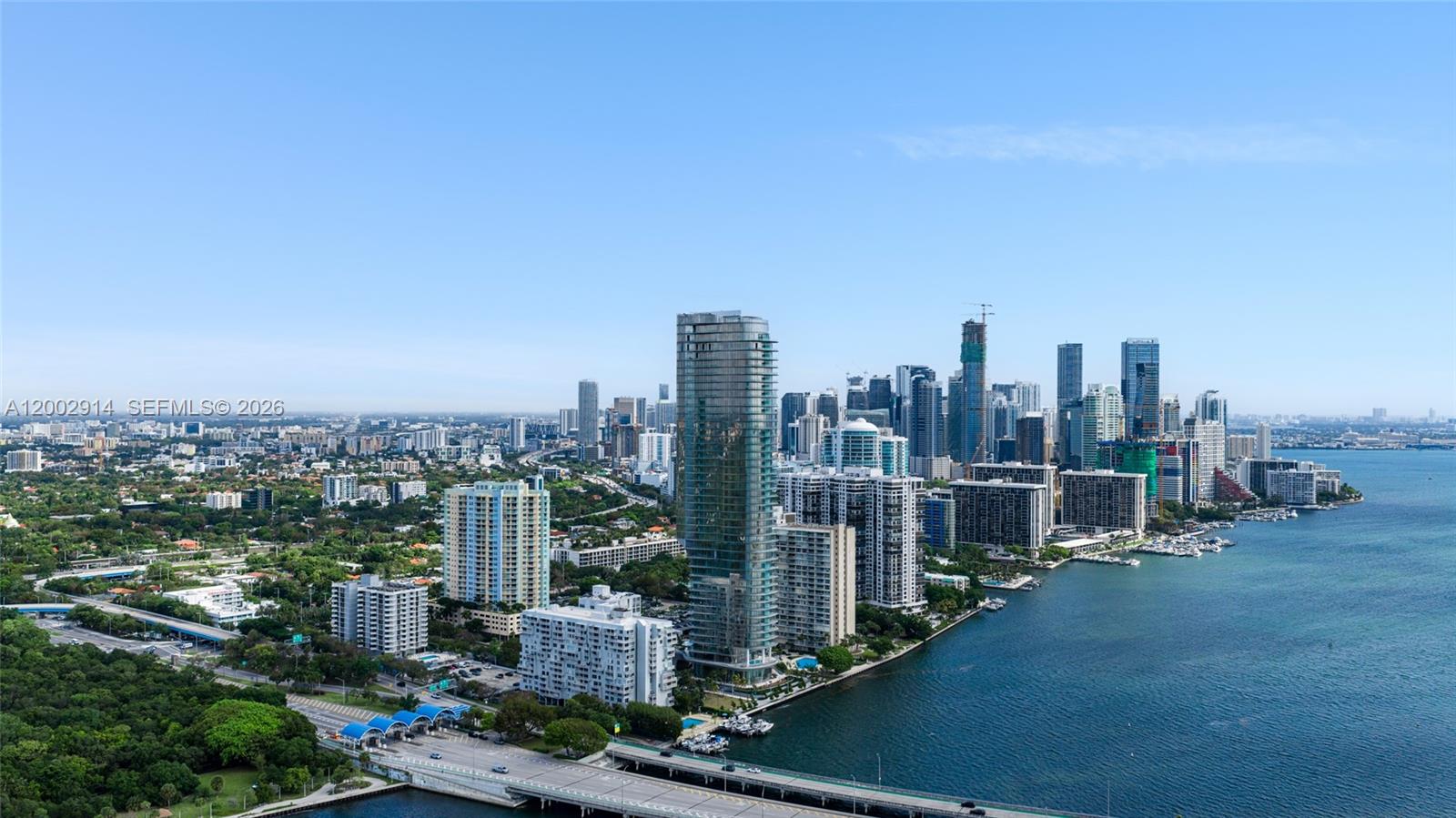 Una Residences - Residential