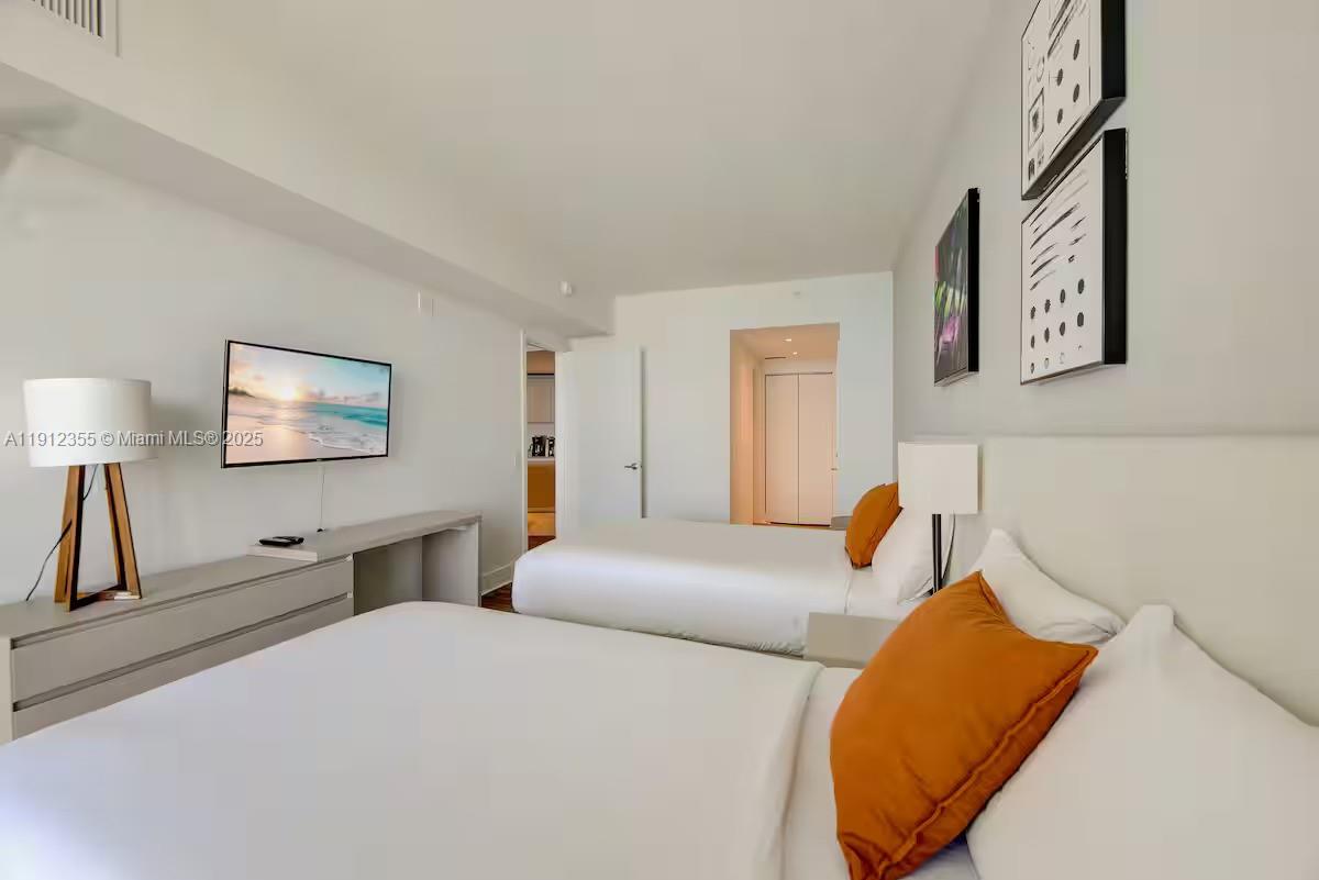 4111 SOUTH OCEAN DRIVE CO - Residential