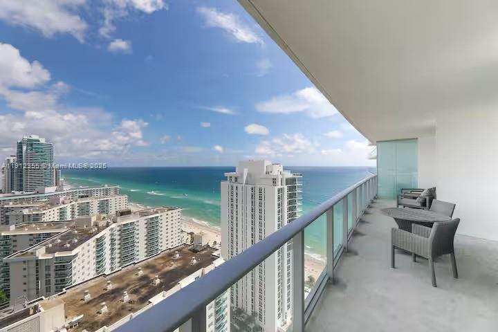 4111 SOUTH OCEAN DRIVE CO - Residential