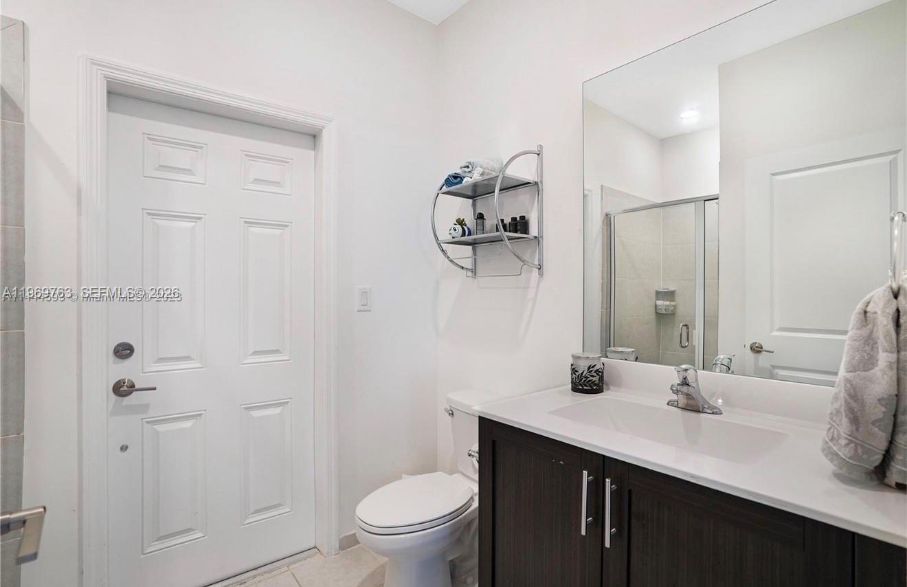 ENCLAVE SOUTH PHASE 1 - Residential