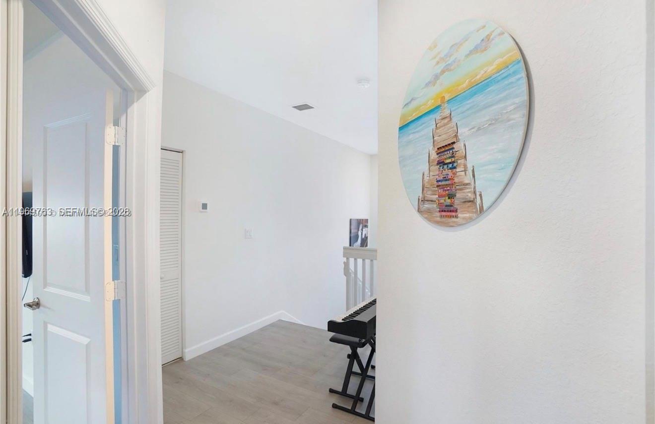 ENCLAVE SOUTH PHASE 1 - Residential