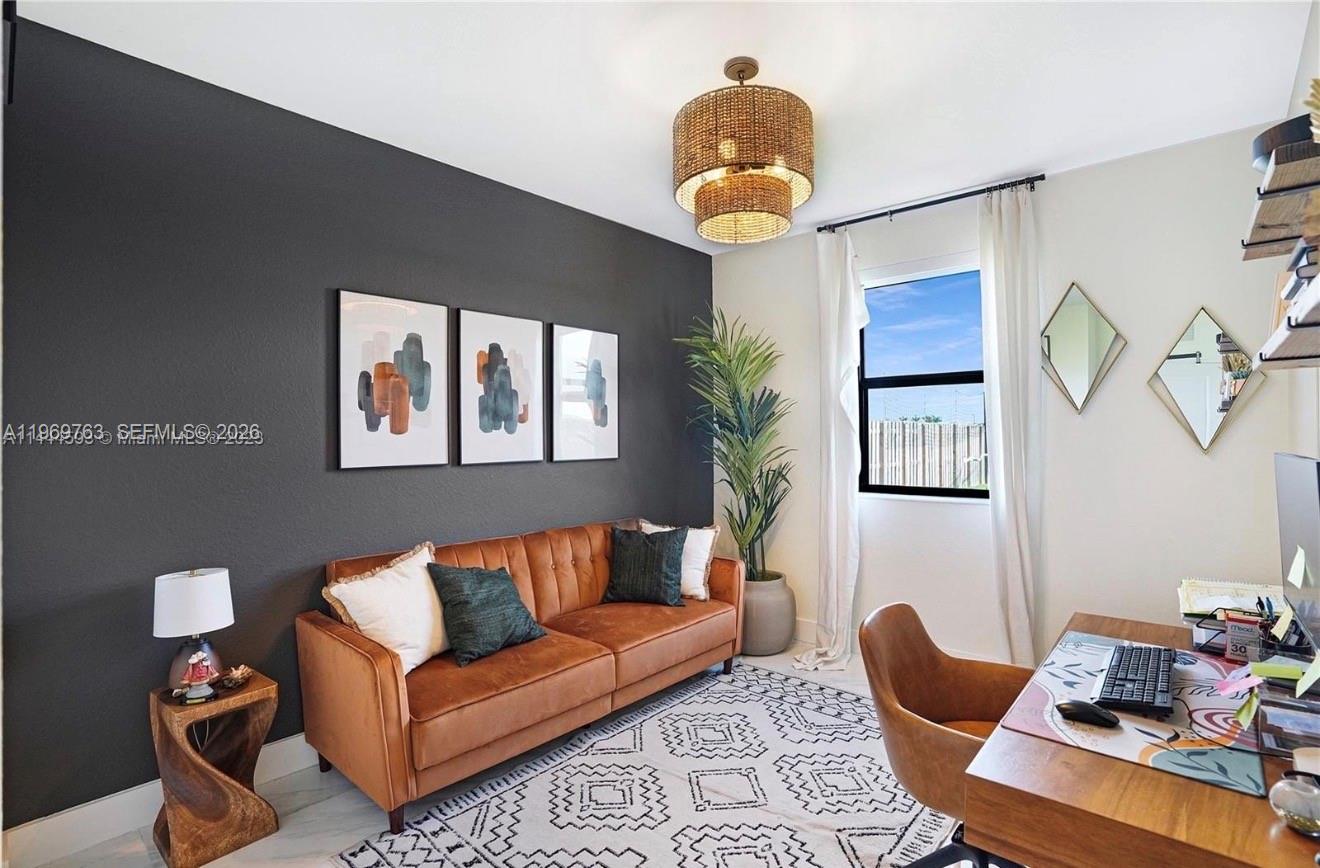 ENCLAVE SOUTH PHASE 1 - Residential