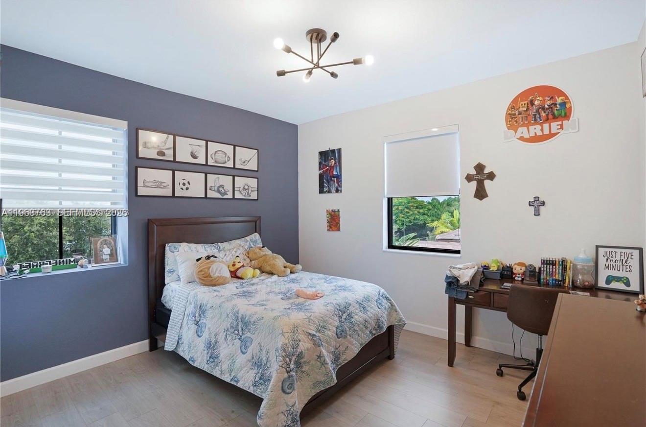 ENCLAVE SOUTH PHASE 1 - Residential