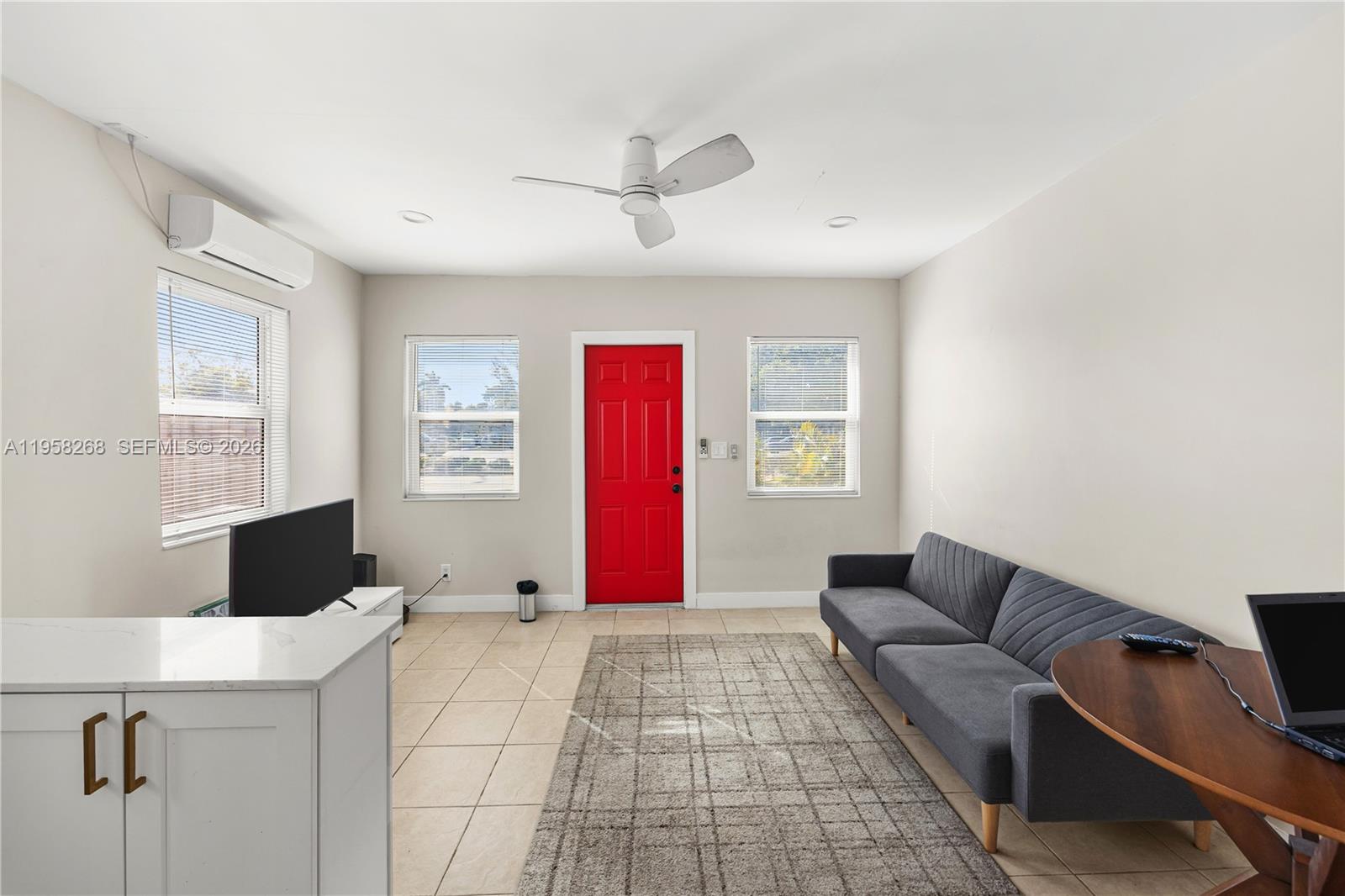 OAKLAND PARK SECOND ADD - Residential Income