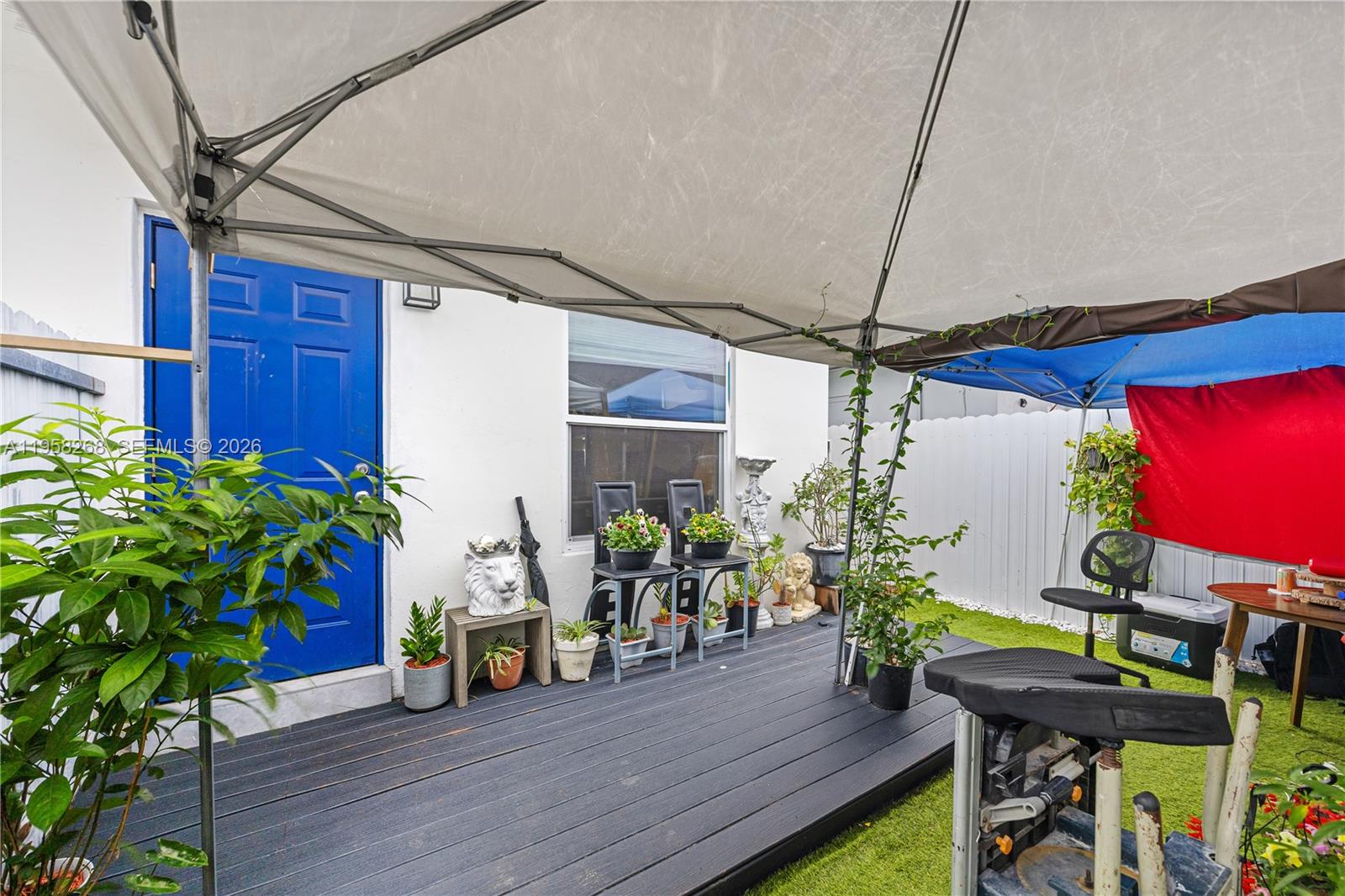 OAKLAND PARK SECOND ADD - Residential Income