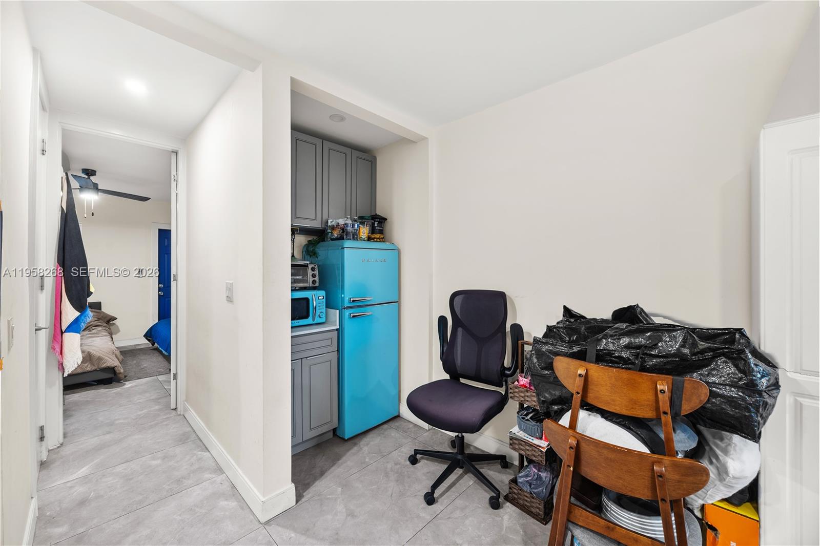 OAKLAND PARK SECOND ADD - Residential Income