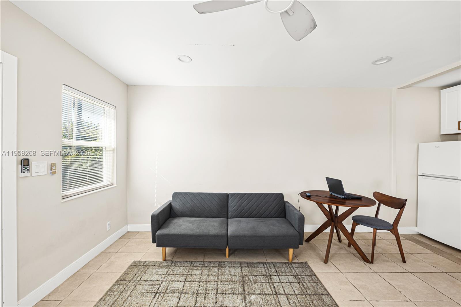 OAKLAND PARK SECOND ADD - Residential Income