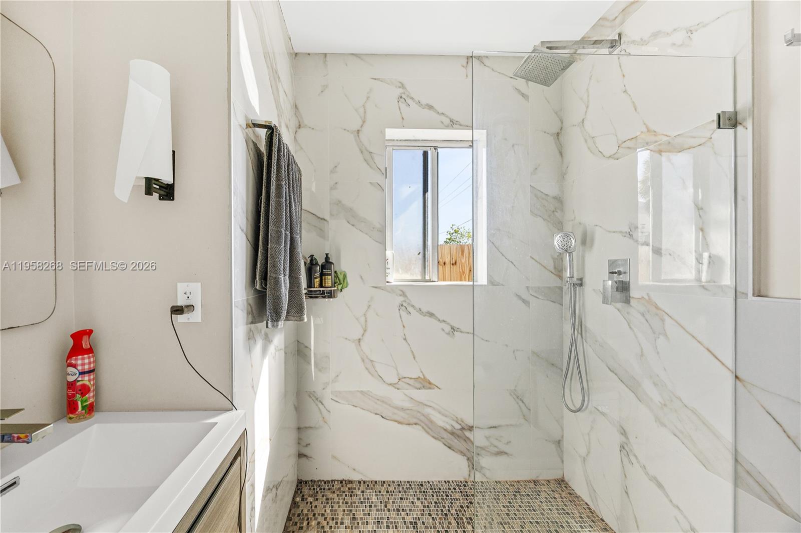 OAKLAND PARK SECOND ADD - Residential Income