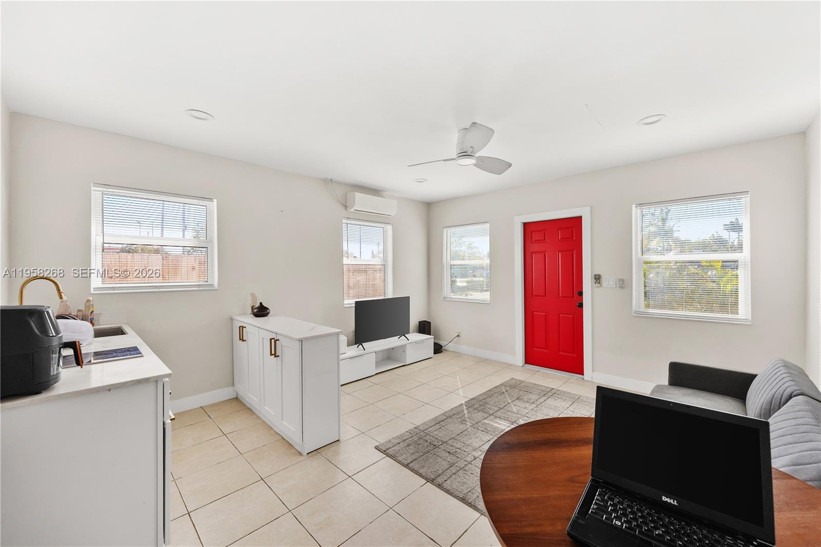 OAKLAND PARK SECOND ADD - Residential Income